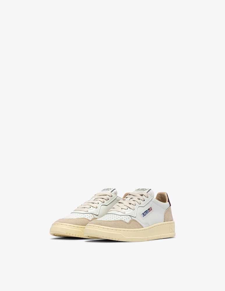 AUTRY Medalist low sneakers - picture 2 AUTRY Medalist low sneakers - picture 2