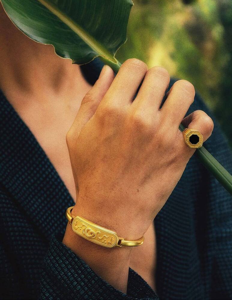 rinascente NOVE25 Chevalier omnia vincit amor onice oro