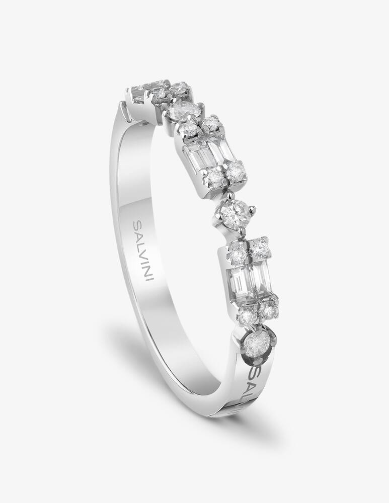 rinascente Salvini White gold ring with 0,30 ct. diamonds