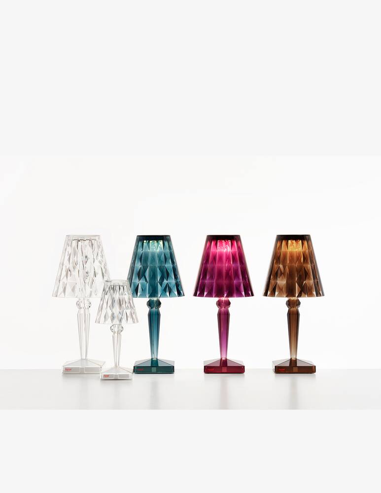 Kartell Lampada da tavolo alimentazione diretta Big Battery - immagine 4 Kartell Lampada da tavolo alimentazione diretta Big Battery - immagine 4