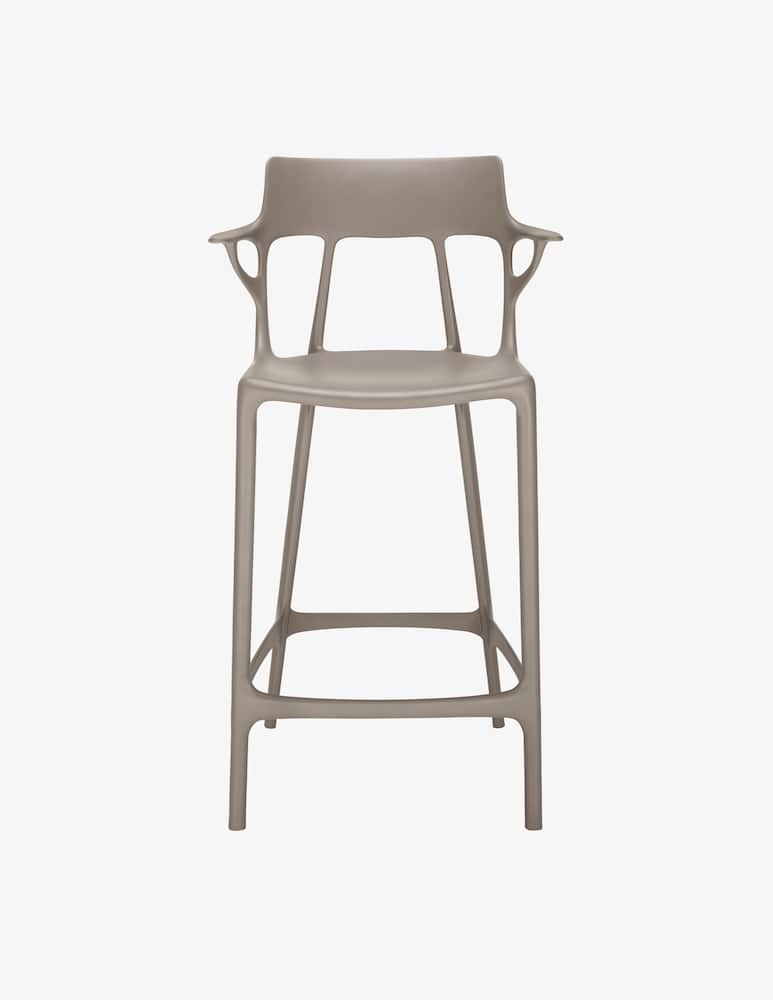 Kartell A.I. Sgabello - immagine 1 Kartell A.I. Sgabello - immagine 1