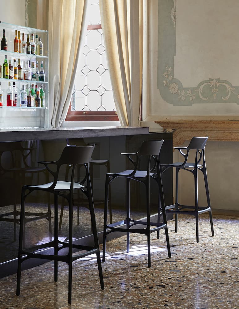 Kartell A.I. Sgabello - immagine 2 Kartell A.I. Sgabello - immagine 2