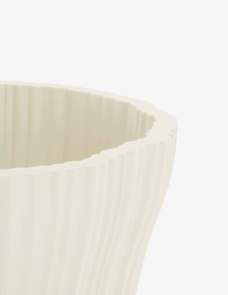 Kartell Corteza Coprivaso Basso - immagine 2 Kartell Corteza Coprivaso Basso - immagine 2