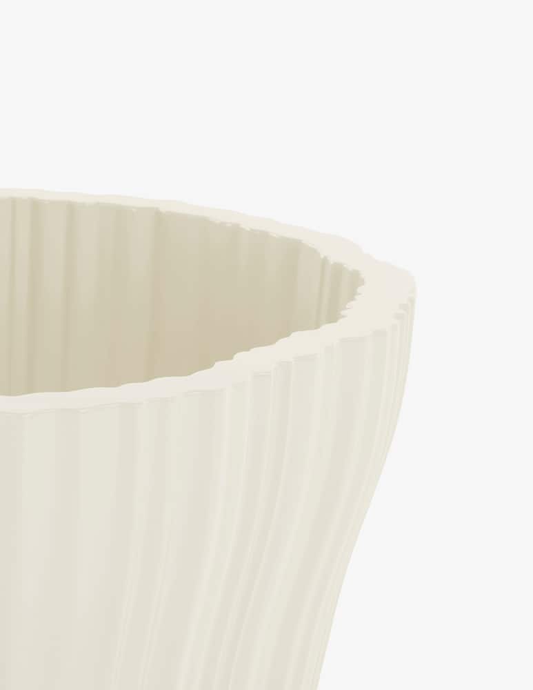 rinascente Kartell Corteza Low Planter Cover