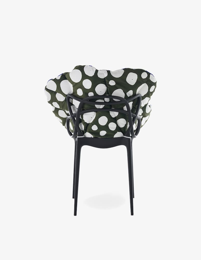 Kartell Cuscino per sedia Alice's Flower pois - immagine 3 Kartell Cuscino per sedia Alice's Flower pois - immagine 3
