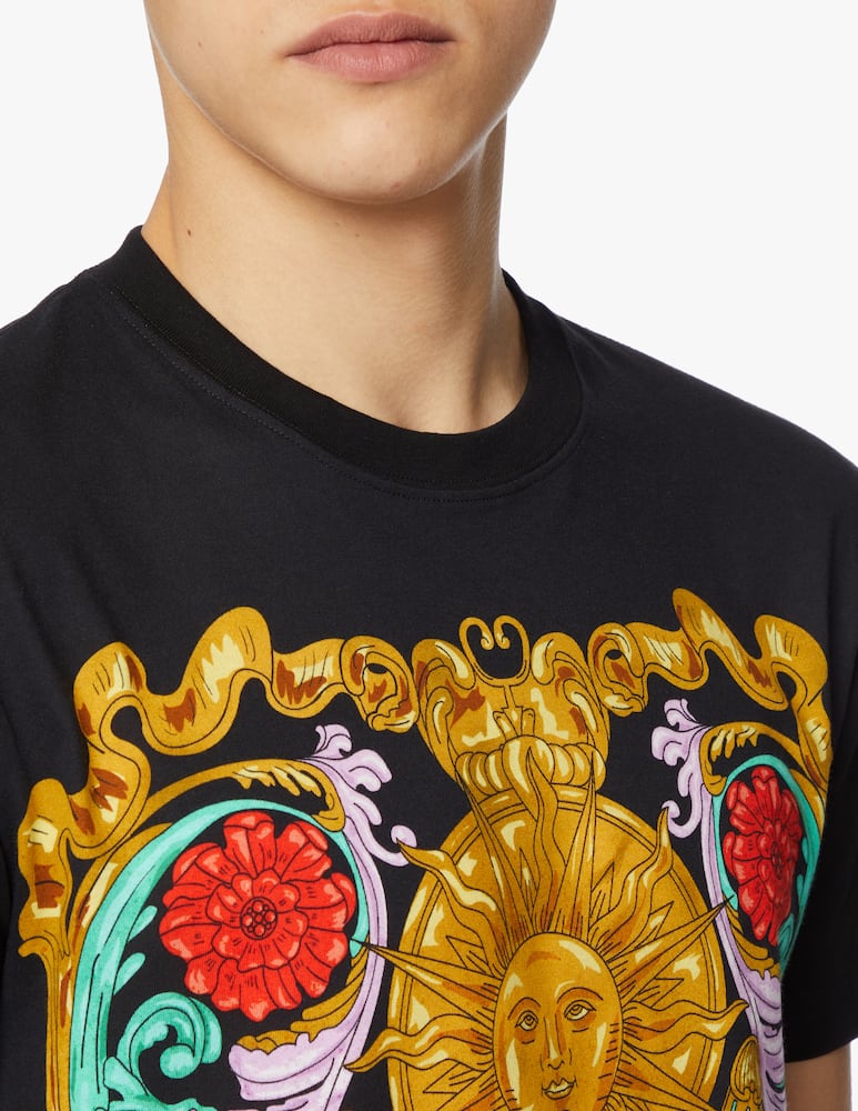 Versace Jeans Couture Slim panel sun flower t-shirt - black - picture 4 Versace Jeans Couture Slim panel sun flower t-shirt - black - picture 4
