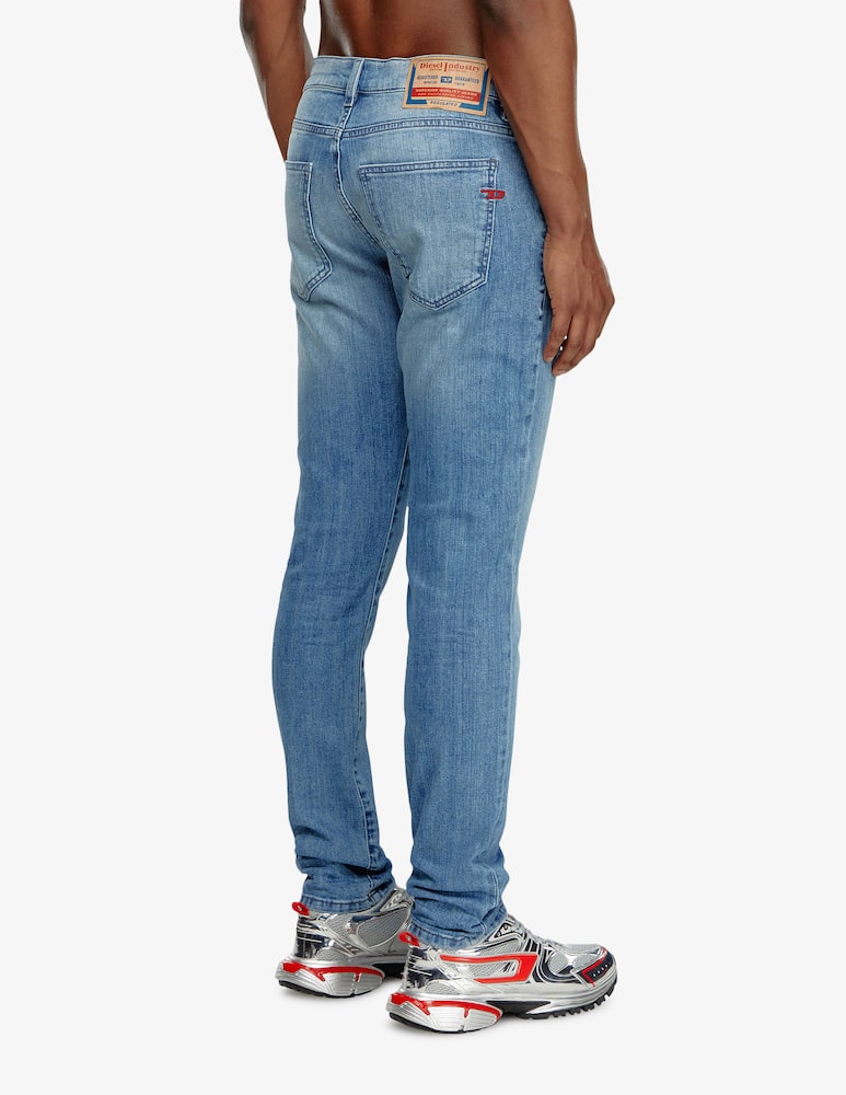 Diesel Jeans 2019 d-strukt slim chiaro - immagine 3 Diesel Jeans 2019 d-strukt slim chiaro - immagine 3