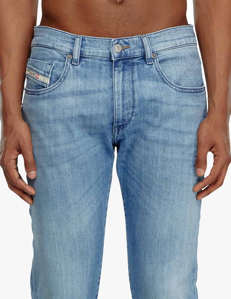 Diesel Jeans 2019 d-strukt slim chiaro - immagine 4 Diesel Jeans 2019 d-strukt slim chiaro - immagine 4