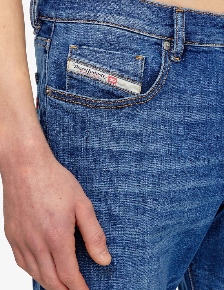 Diesel Jeans 2019 d-strukt slim medio - immagine 4 Diesel Jeans 2019 d-strukt slim medio - immagine 4