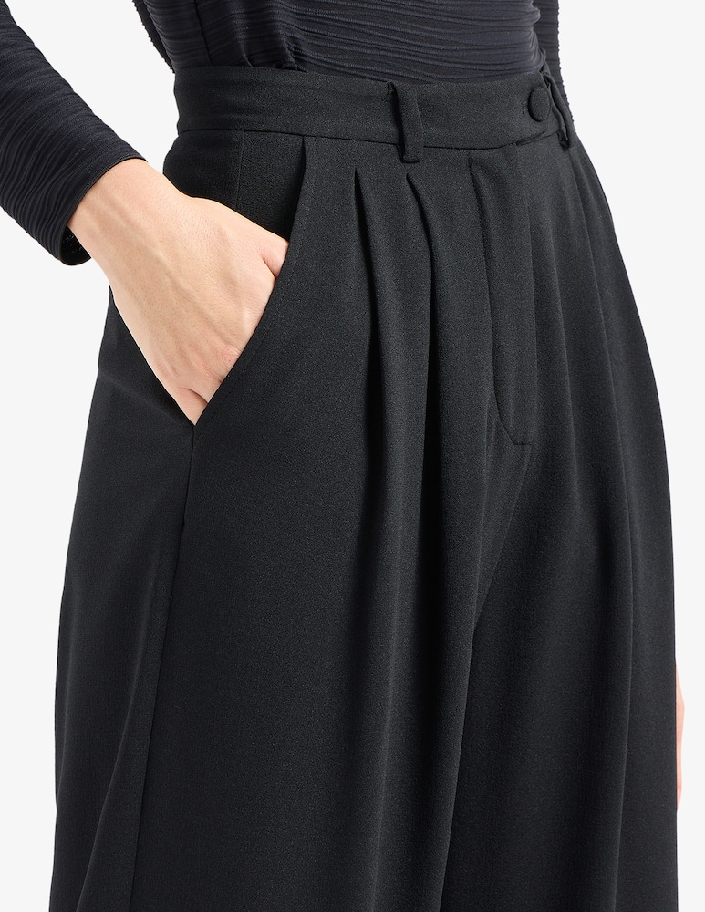 Emporio Armani Carrot-fit trousers - picture 4 Emporio Armani Carrot-fit trousers - picture 4