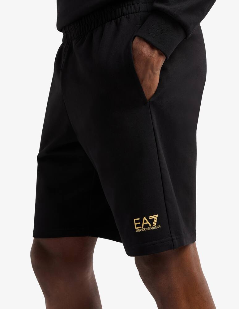EA7 Core training shorts - picture 3