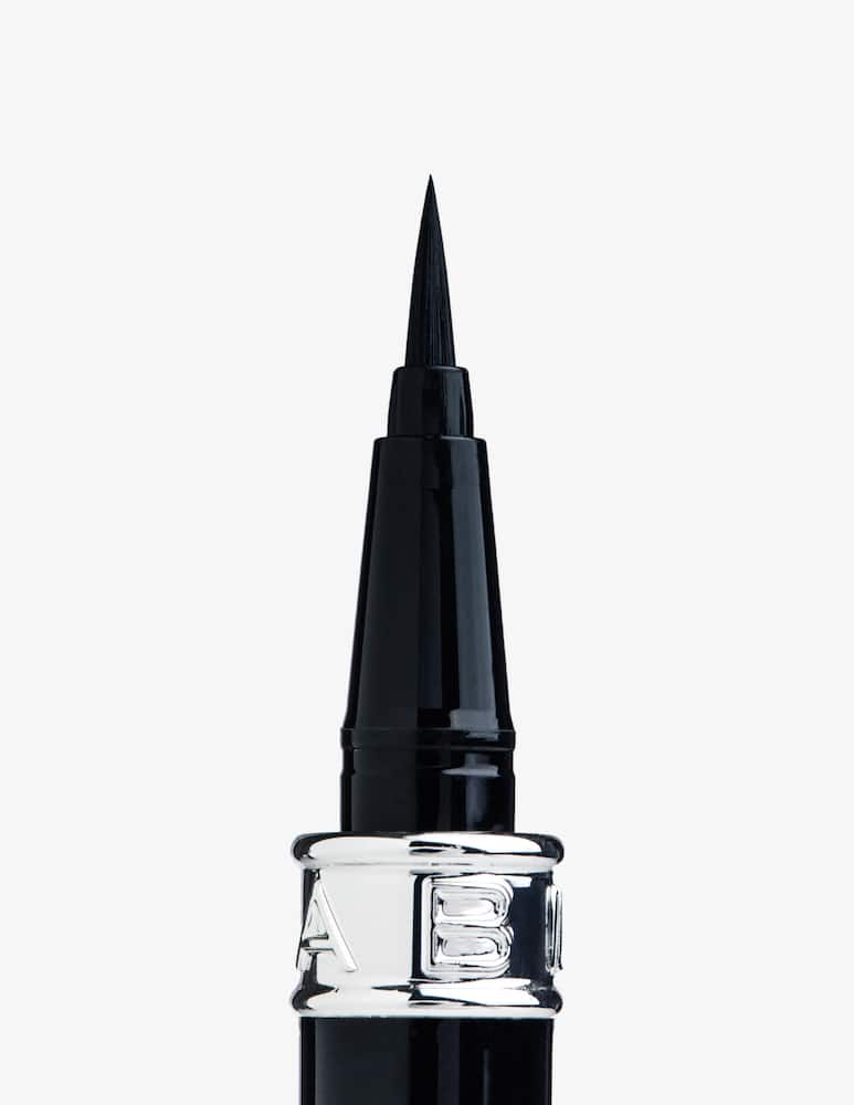 Nabla True Signature Eyeliner - picture 4 Nabla True Signature Eyeliner - picture 4