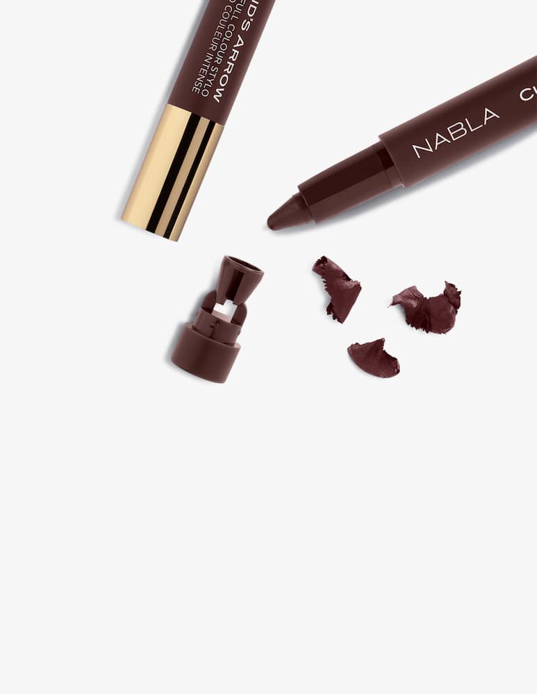 Nabla Cupid’s Arrow Longwear Stylo - immagine 2 Nabla Cupid’s Arrow Longwear Stylo - immagine 2