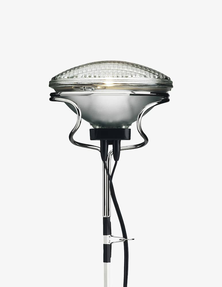 Flos Lampada da pavimento Toio Led - immagine 3 Flos Lampada da pavimento Toio Led - immagine 3