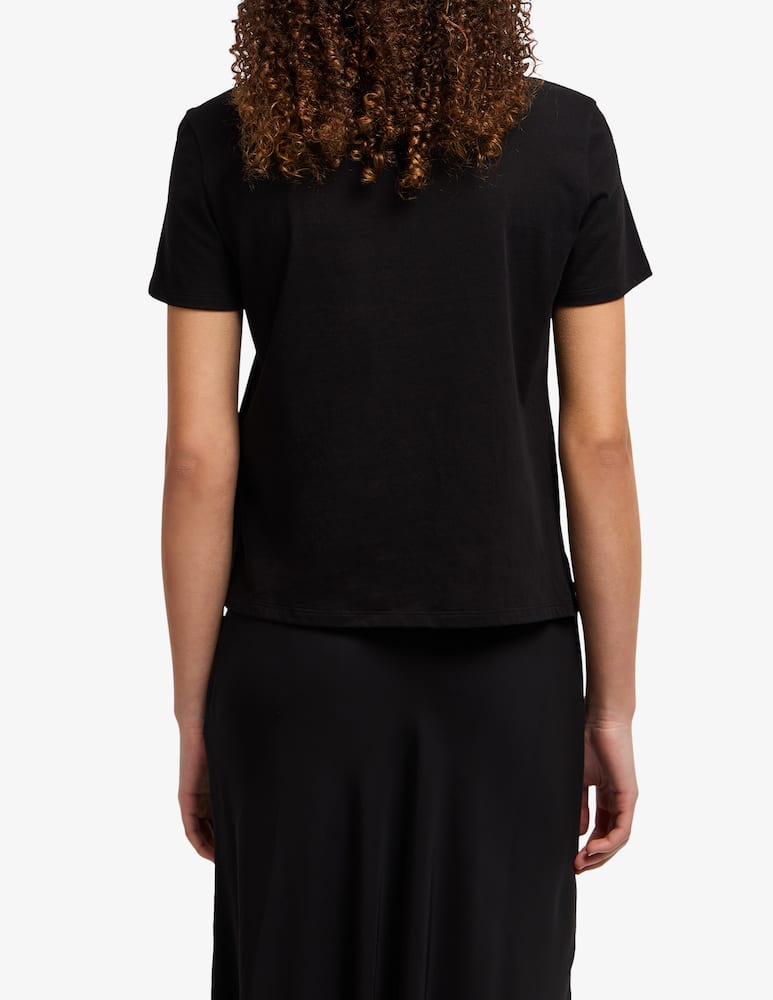 Armani Exchange Heart logo t-shirt - picture 3 Armani Exchange Heart logo t-shirt - picture 3