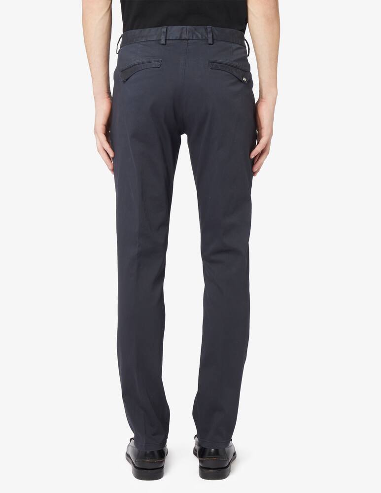 PT Pantaloni Torino Slim fit chino trousers - picture 3 PT Pantaloni Torino Slim fit chino trousers - picture 3
