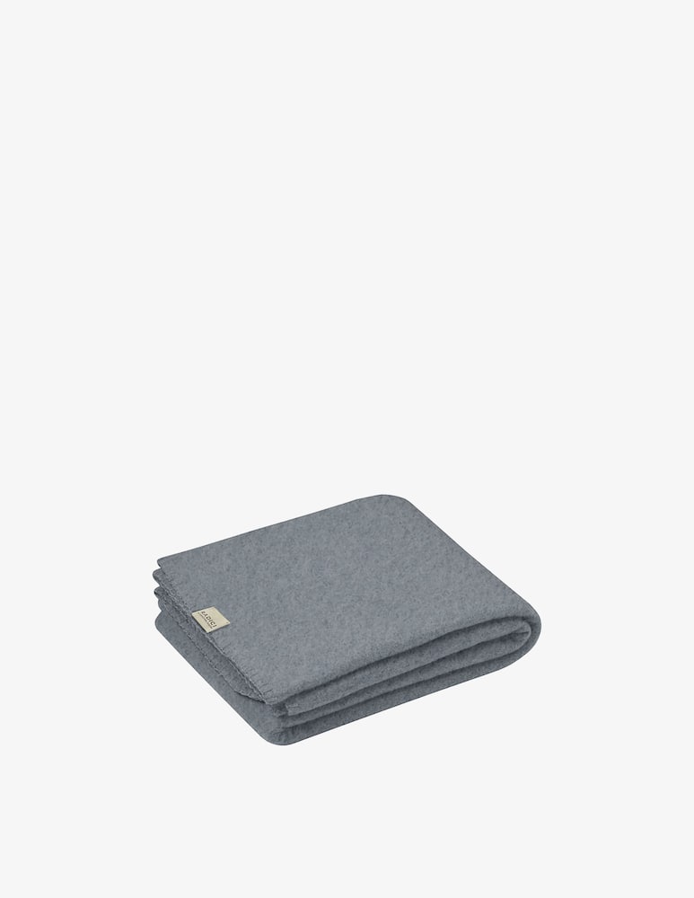 Tessitura Randi Soffio Throw Blanket - picture 1 Tessitura Randi Soffio Throw Blanket - picture 1