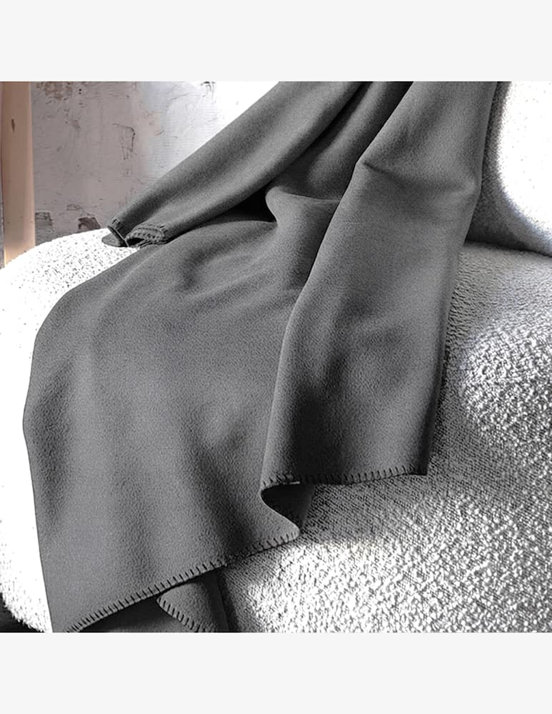 Tessitura Randi Soffio Throw Blanket - picture 2 Tessitura Randi Soffio Throw Blanket - picture 2