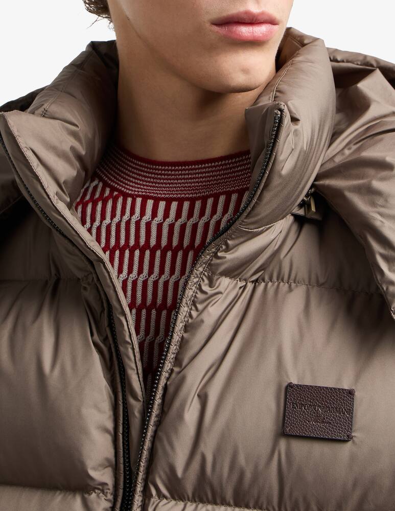 Emporio Armani Piumino cappuccio ultra fine - immagine 4 Emporio Armani Piumino cappuccio ultra fine - immagine 4