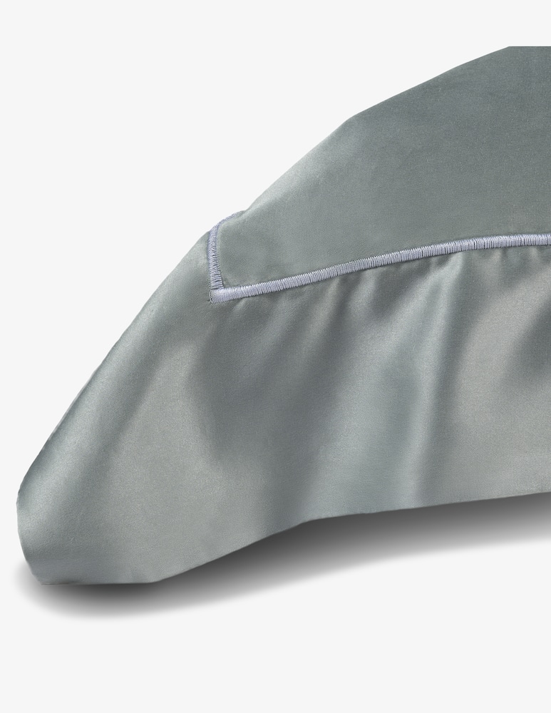 Rivolta Carmignani Lazy Silk Pair Of Pillow Cases - picture 2 Rivolta Carmignani Lazy Silk Pair Of Pillow Cases - picture 2