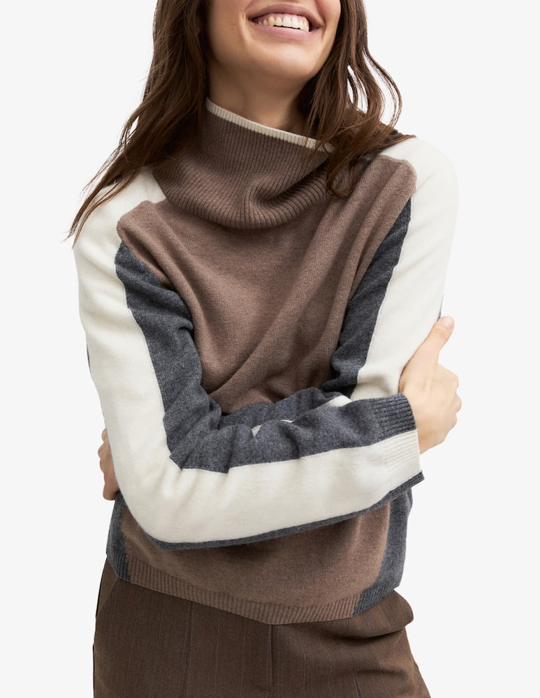 EMME Colourblock rollneck jumper - picture 1 EMME Colourblock rollneck jumper - picture 1