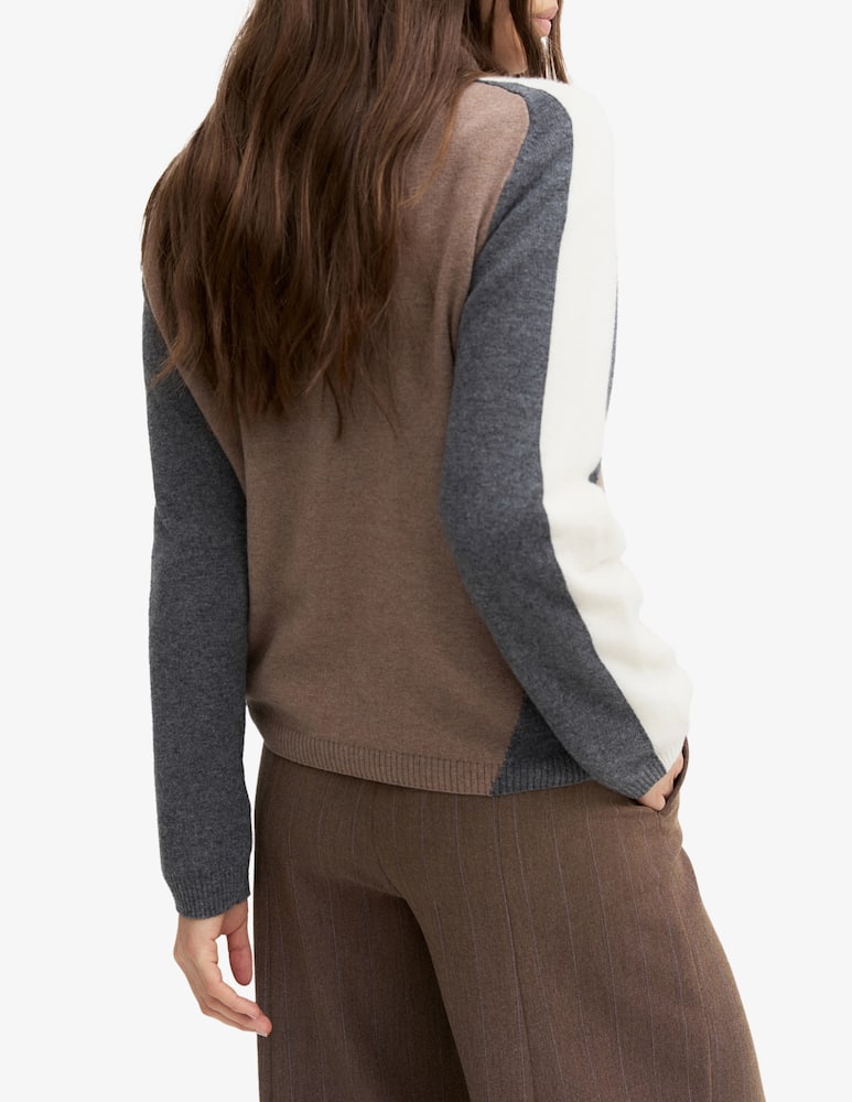 EMME Colourblock rollneck jumper - picture 3 EMME Colourblock rollneck jumper - picture 3