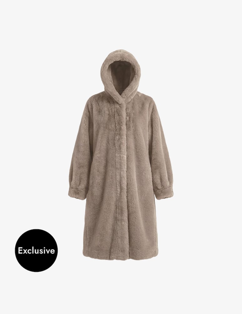 EMME Faux fur hooded midi coat Emme x Rinascente - picture 1 EMME Faux fur hooded midi coat Emme x Rinascente - picture 1