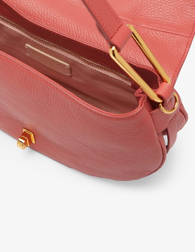 Coccinelle Borsa a spalla Magie Soft Medium - immagine 3 Coccinelle Borsa a spalla Magie Soft Medium - immagine 3