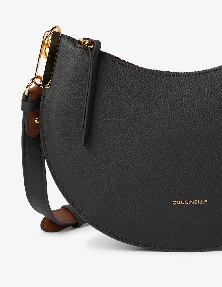 Coccinelle Leather shoulder bag Sunup - picture 4 Coccinelle Leather shoulder bag Sunup - picture 4