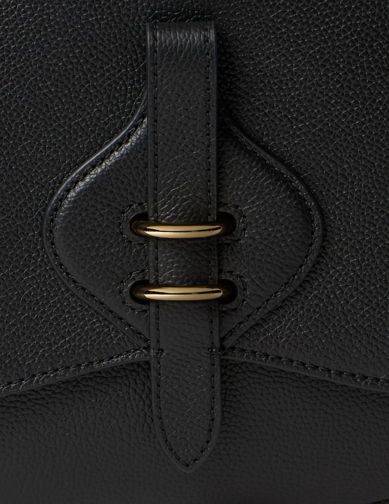 Coccinelle Mavery shoulder bag - picture 4 Coccinelle Mavery shoulder bag - picture 4
