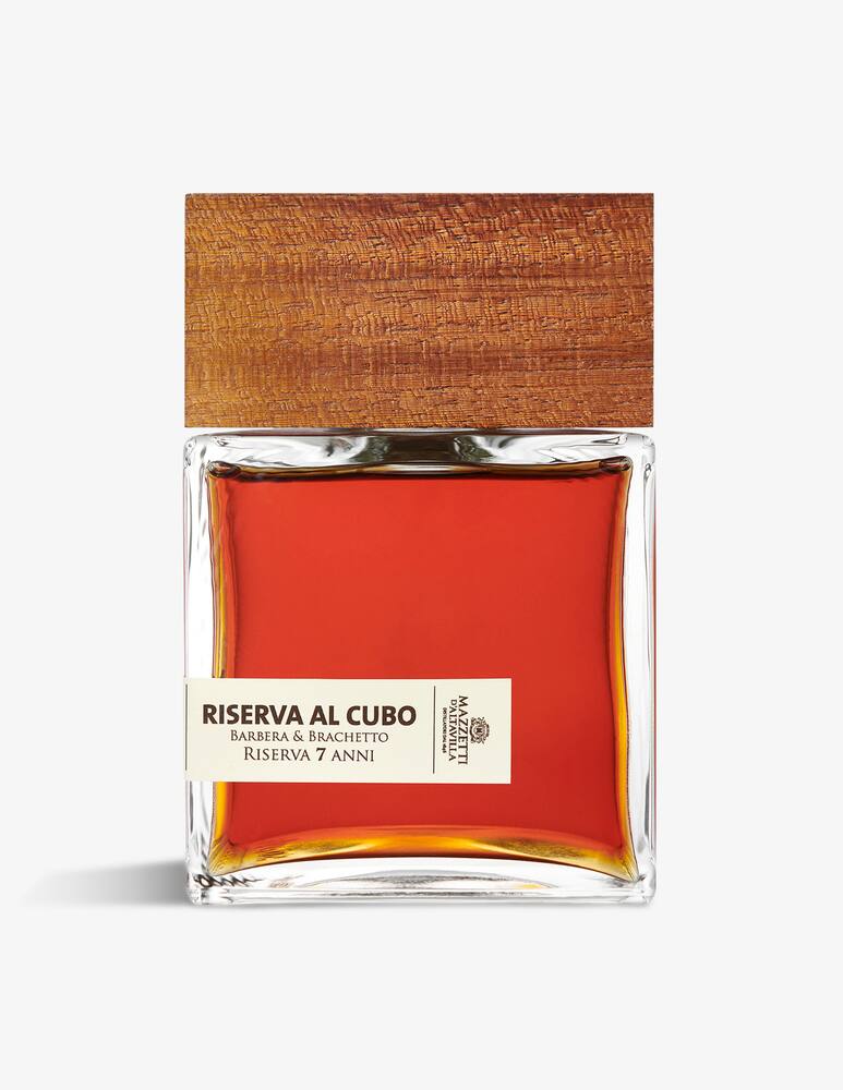 Mazzetti 7 Yrs Old Cube Reserve 500ml - picture 1 Mazzetti 7 Yrs Old Cube Reserve 500ml - picture 1