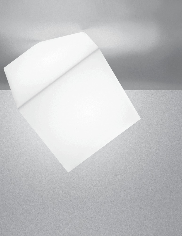 Artemide Lampada da parete Edge 30 - immagine 1 Artemide Lampada da parete Edge 30 - immagine 1