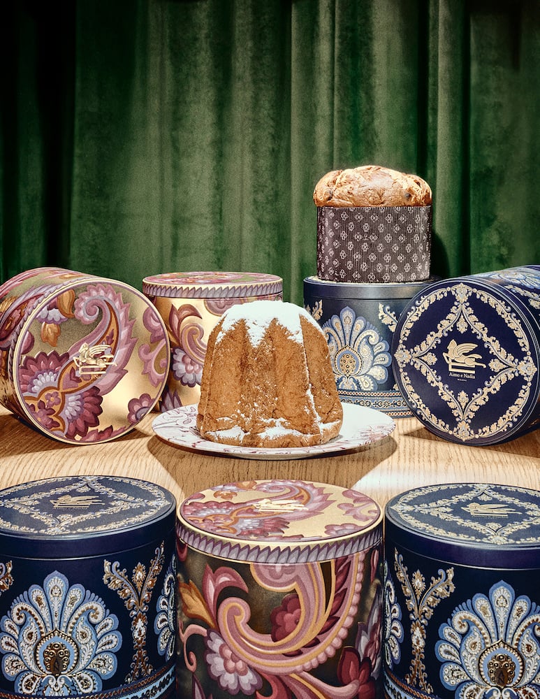 ETRO Pandoro Tradizionale Etro by Aimo e Nadia 750g - immagine 2 ETRO Pandoro Tradizionale Etro by Aimo e Nadia 750g - immagine 2