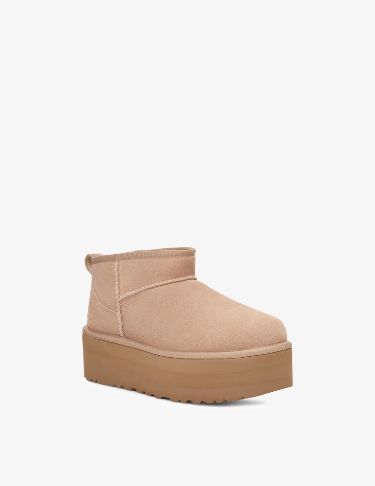 UGG Ultra Mini Classic Platform boots - picture 2 UGG Ultra Mini Classic Platform boots - picture 2