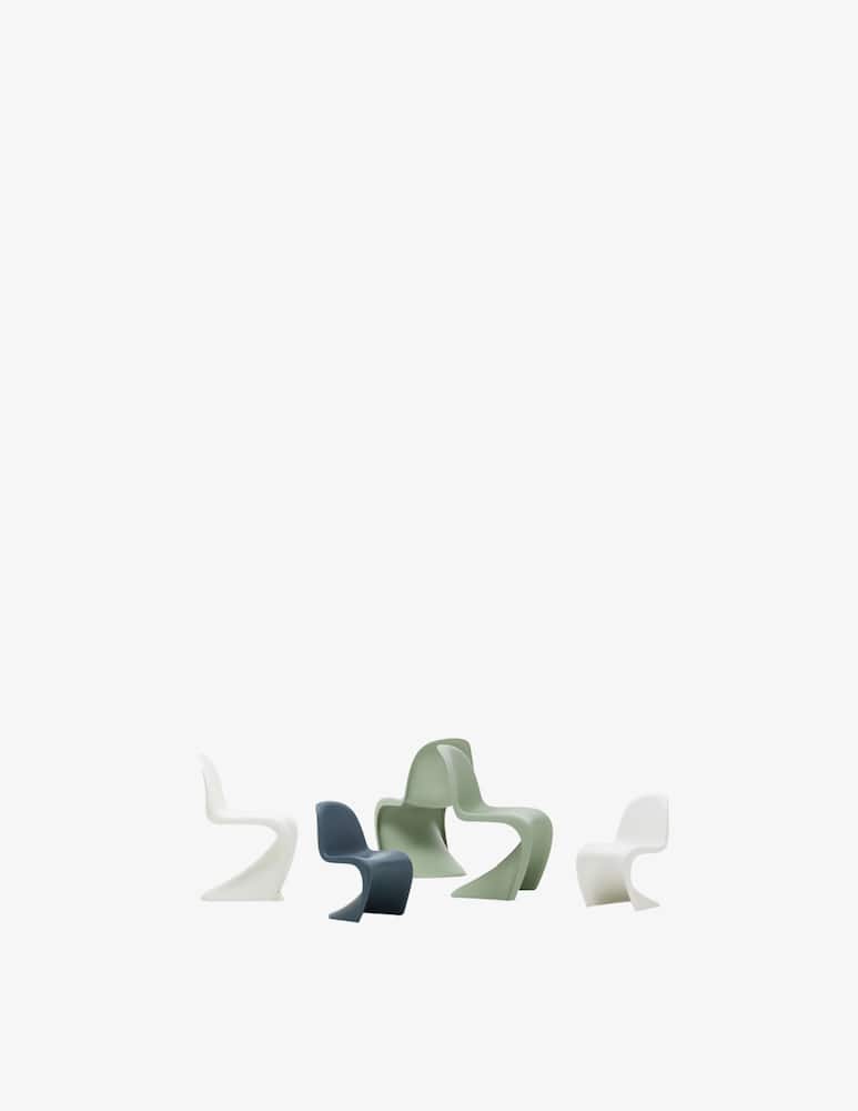 Vitra Panton Junior - picture 2 Vitra Panton Junior - picture 2