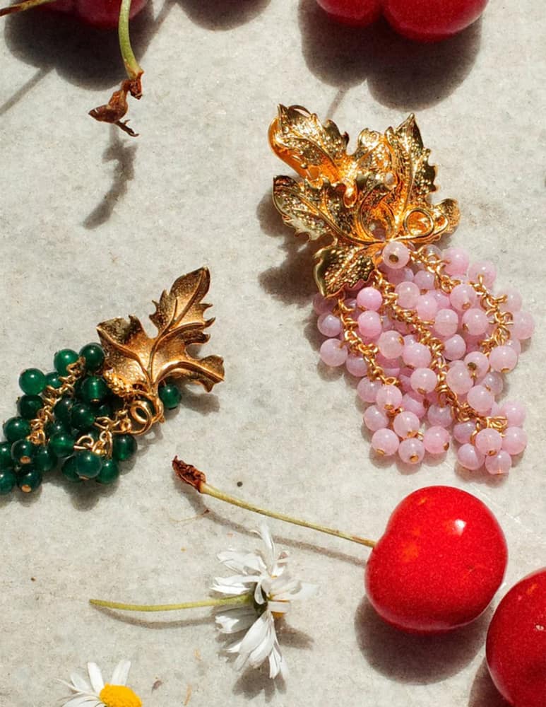 rinascente Peracas Leaf grape earrings