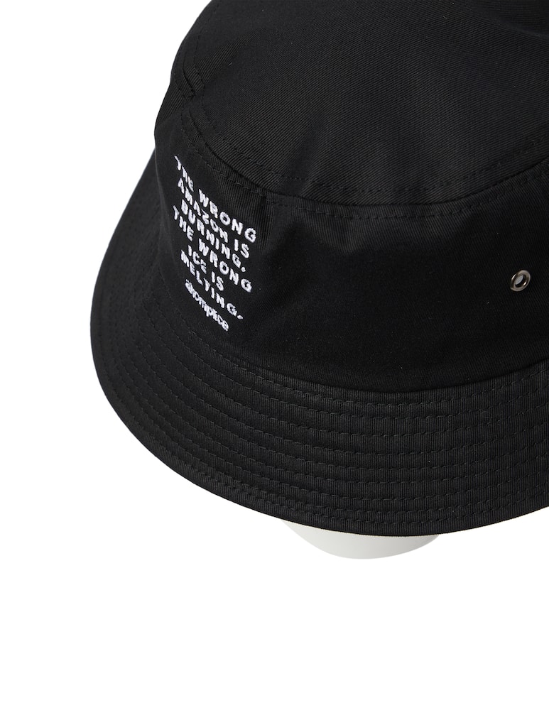 rinascente Akomplice Cappello bucket wrong amazon