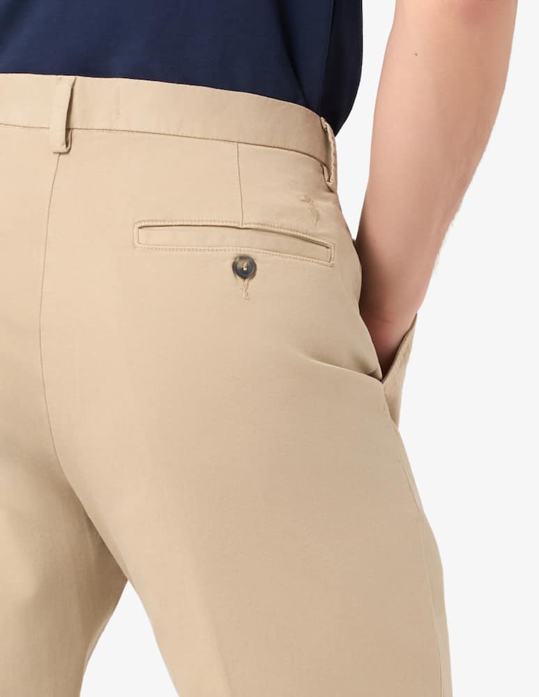 Trussardi Pantaloni chino slim fit aviator in gabardina leggera - immagine 4 Trussardi Pantaloni chino slim fit aviator in gabardina leggera - immagine 4