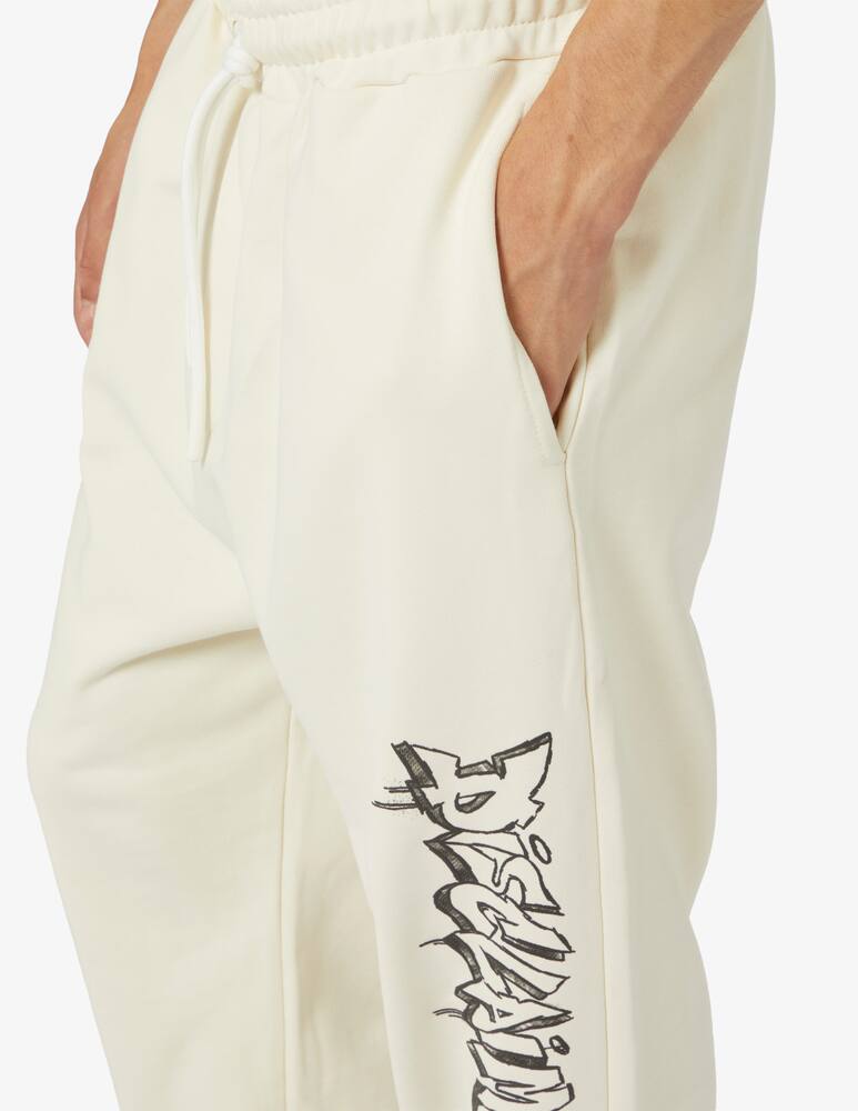 rinascente Disclaimer Pantalone tuta lettering graffiti lato