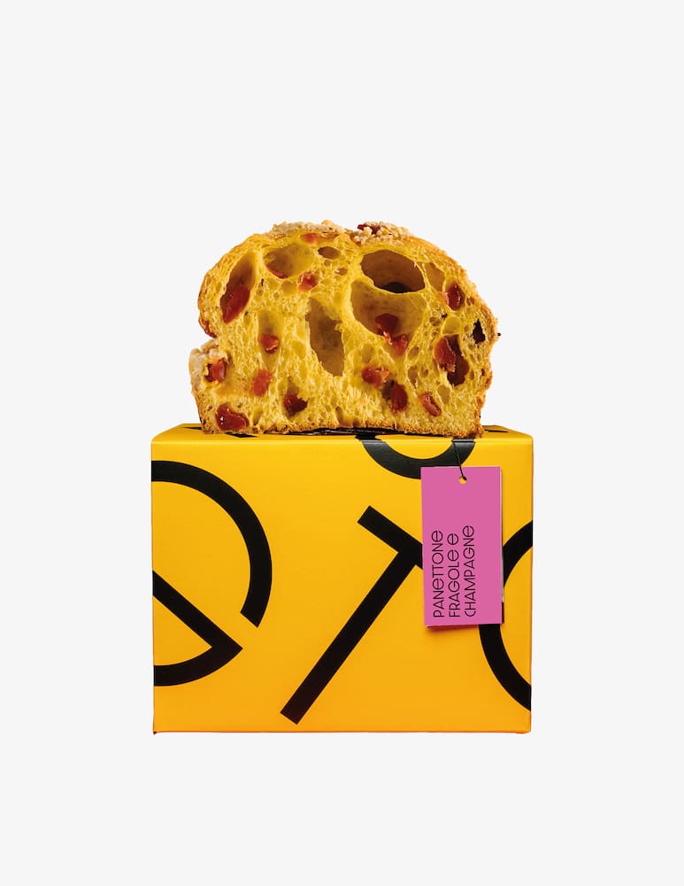Gustificio Strawberry and Champagne Panettone 900g - picture 1 Gustificio Strawberry and Champagne Panettone 900g - picture 1