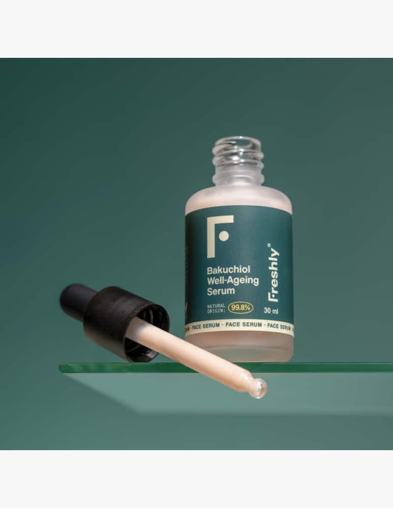 Freshly Cosmetics Bakuchiol Well-Ageing Serum - picture 2 Freshly Cosmetics Bakuchiol Well-Ageing Serum - picture 2