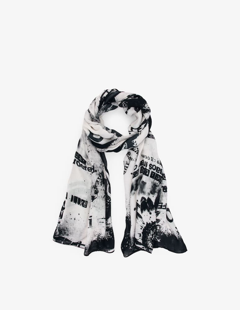 rinascente Desigual Foulard lettering