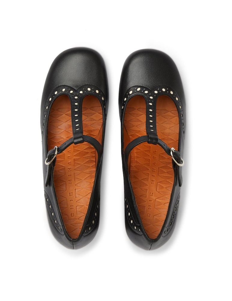 rinascente Chie Mihara Leather pumps Merci