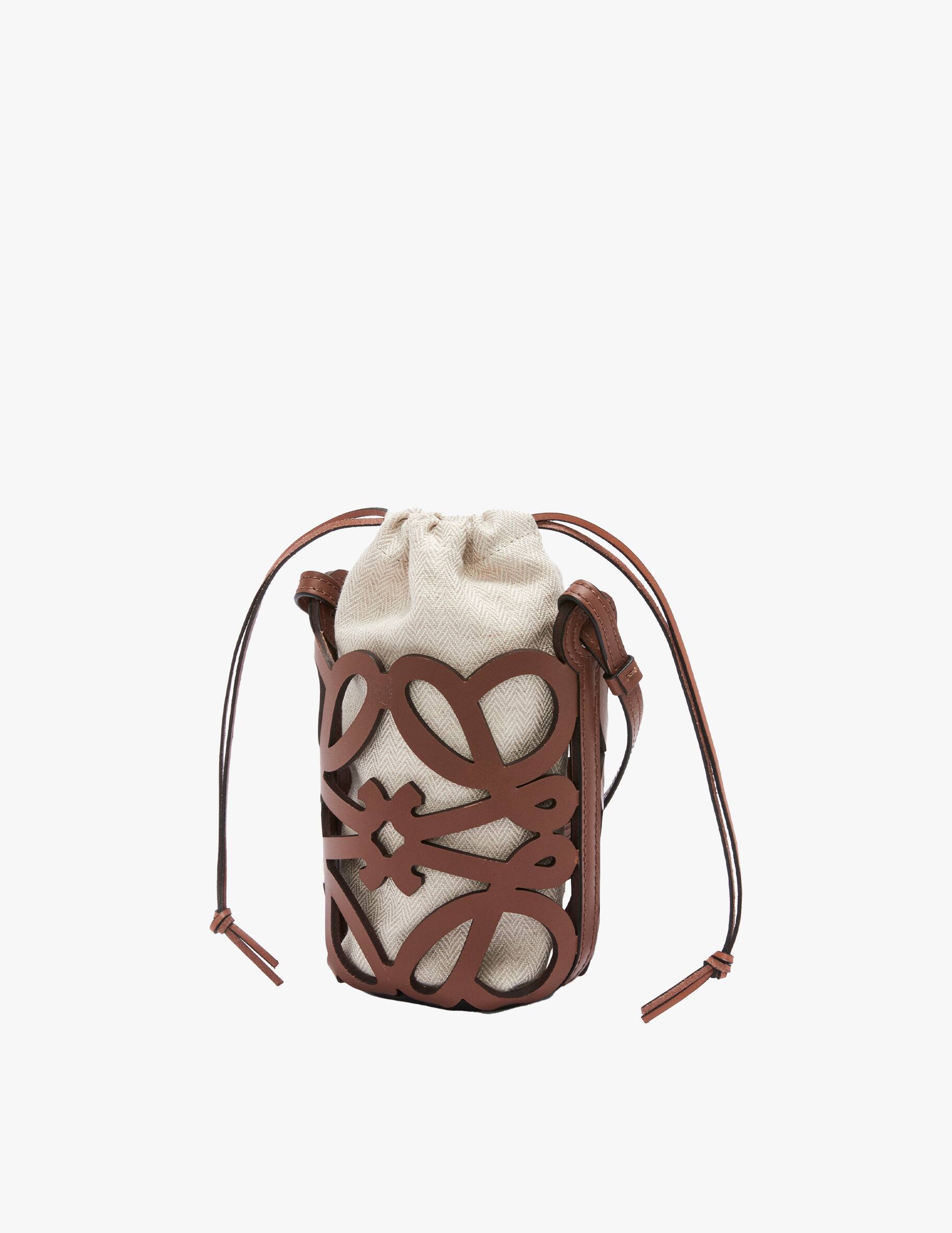 【LOEWE】SALE!!! カットアウト Anagram Cutout pocket Bag Loewe Shoulder Bag Anagram Cutout Pocket C922Y62X07 Brown | eBay