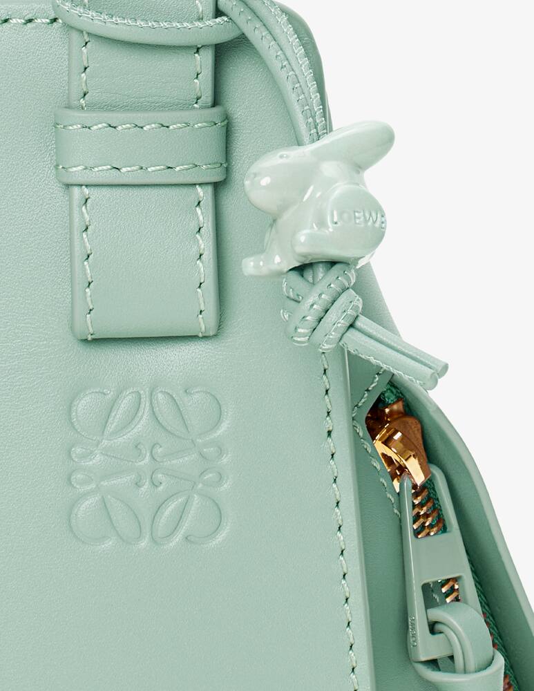 LOEWE Hammock Compact Monochrome Bag - picture 7 LOEWE Hammock Compact Monochrome Bag - picture 7
