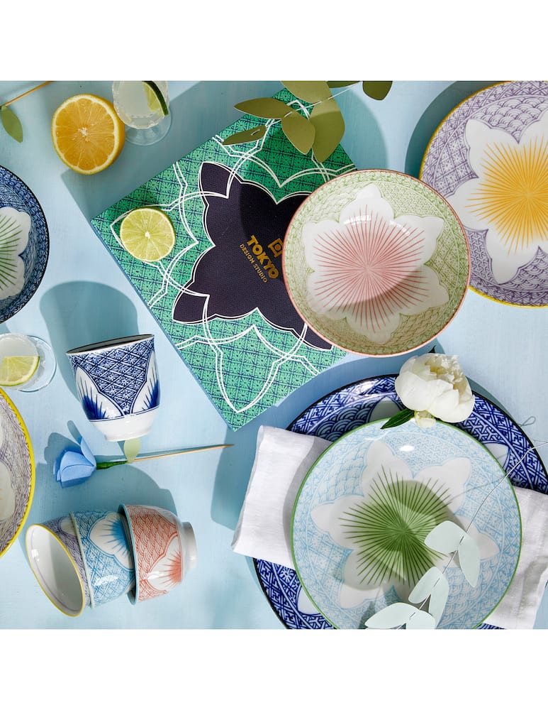 TOKYO design studio Ciotola Lily Flower Tayo Blue - immagine 2 TOKYO design studio Ciotola Lily Flower Tayo Blue - immagine 2