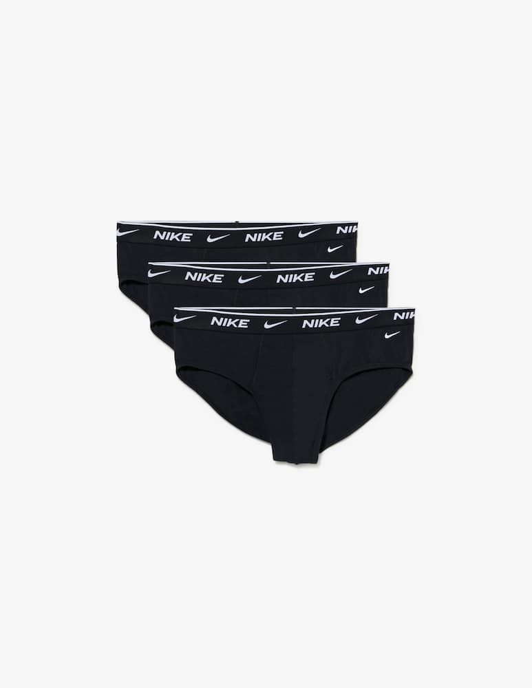 Nike Slip stretch essenziali 3 - immagine 1 Nike Slip stretch essenziali 3 - immagine 1