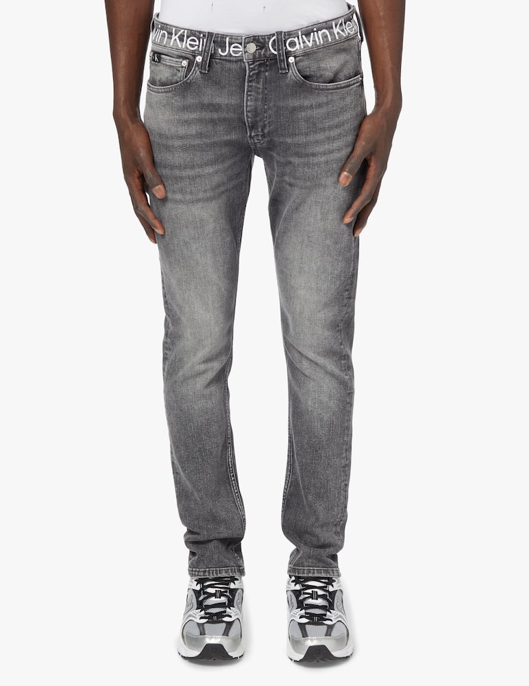 Calvin Klein Jeans Jeans slim tapered logo belt - grigio - immagine 2 Calvin Klein Jeans Jeans slim tapered logo belt - grigio - immagine 2