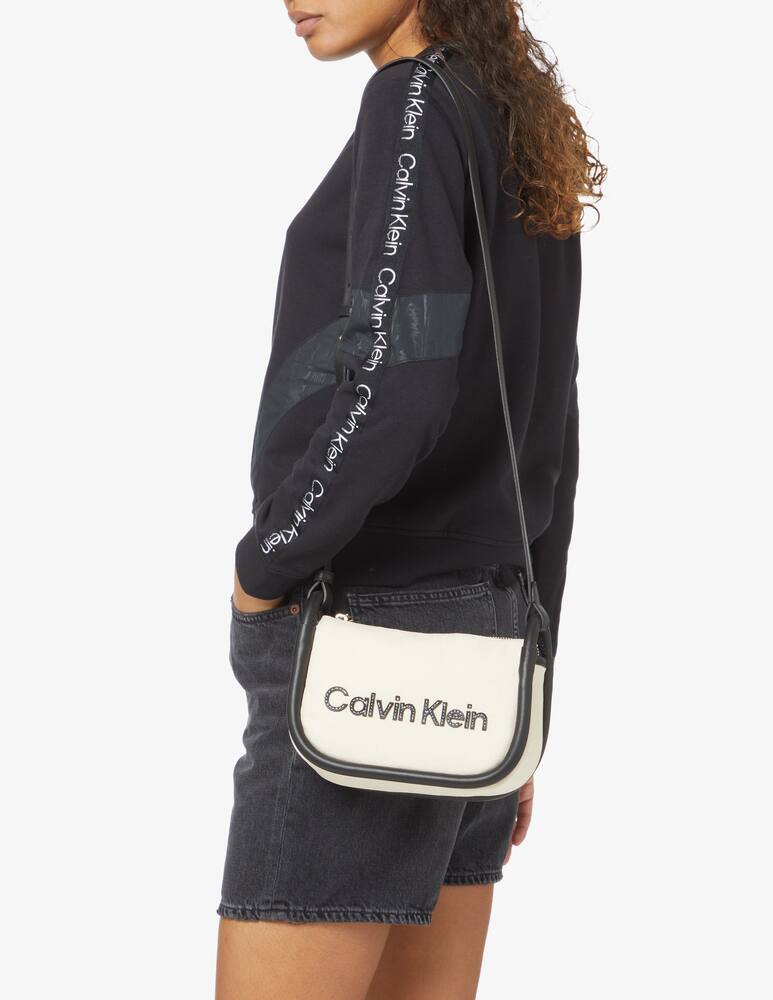 rinascente Calvin Klein Borsa a tracolla in tela riciclata - Bianco