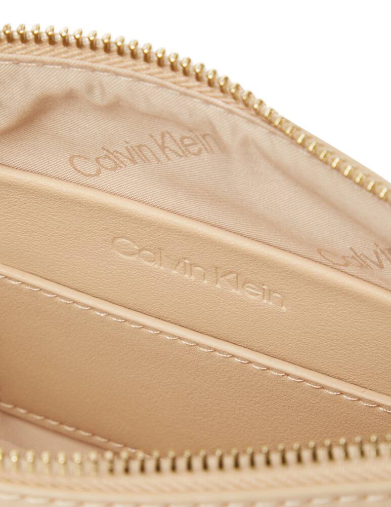 rinascente Calvin Klein Crossbody bag with chain - beige